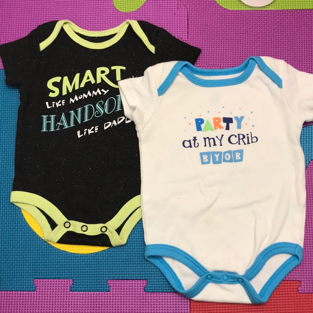 (2) 0/3 month onesies